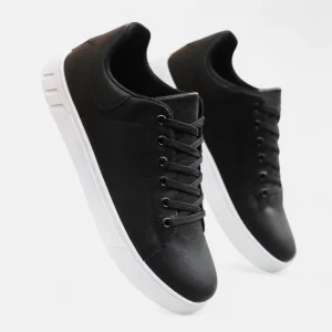 Baskets en cuir homme – style casual à semelle plate