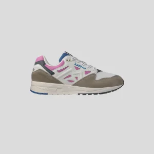 Karhu || Legacy 96 - Abbey Stone/ Cyclamen