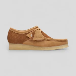 Clarks || Wallabee - Tan Combi