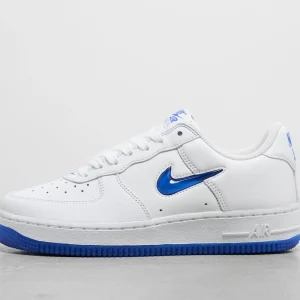 Air Force 1 'Colour of the Month' Women's