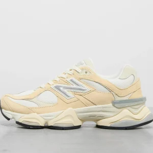 9060 Women's