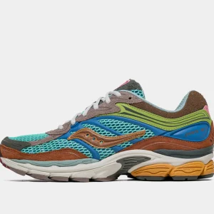 x Sneaker Politics Omni 9