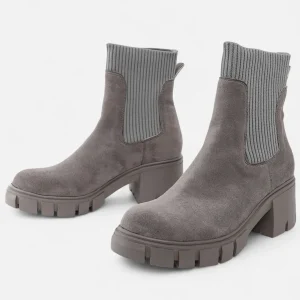 Bottes chelsea femme en daim – élégance sublimée