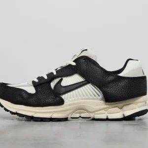 Zoom Vomero 5 Women's
